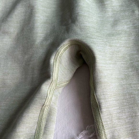 Oner Active Classic Seamless 1.0 Leggings Small Pistachio - Picture 5 of 7